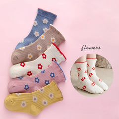 Five Pairs New Spring and Fall Girls Cute Sweet Printed Lace Children's Fashion Everything Comfortable Cotton Socks